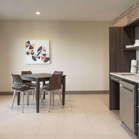 Home2 Suites By Hilton Woodland Hills Λος Άντζελες Εξωτερικό φωτογραφία